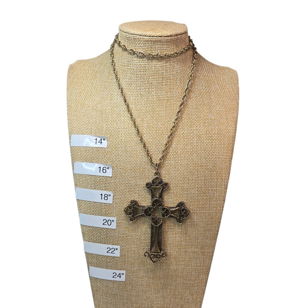 Vintage Sarah Coventry Victorian Cross Goldtone Pendant Necklace 1973 Limited Ed